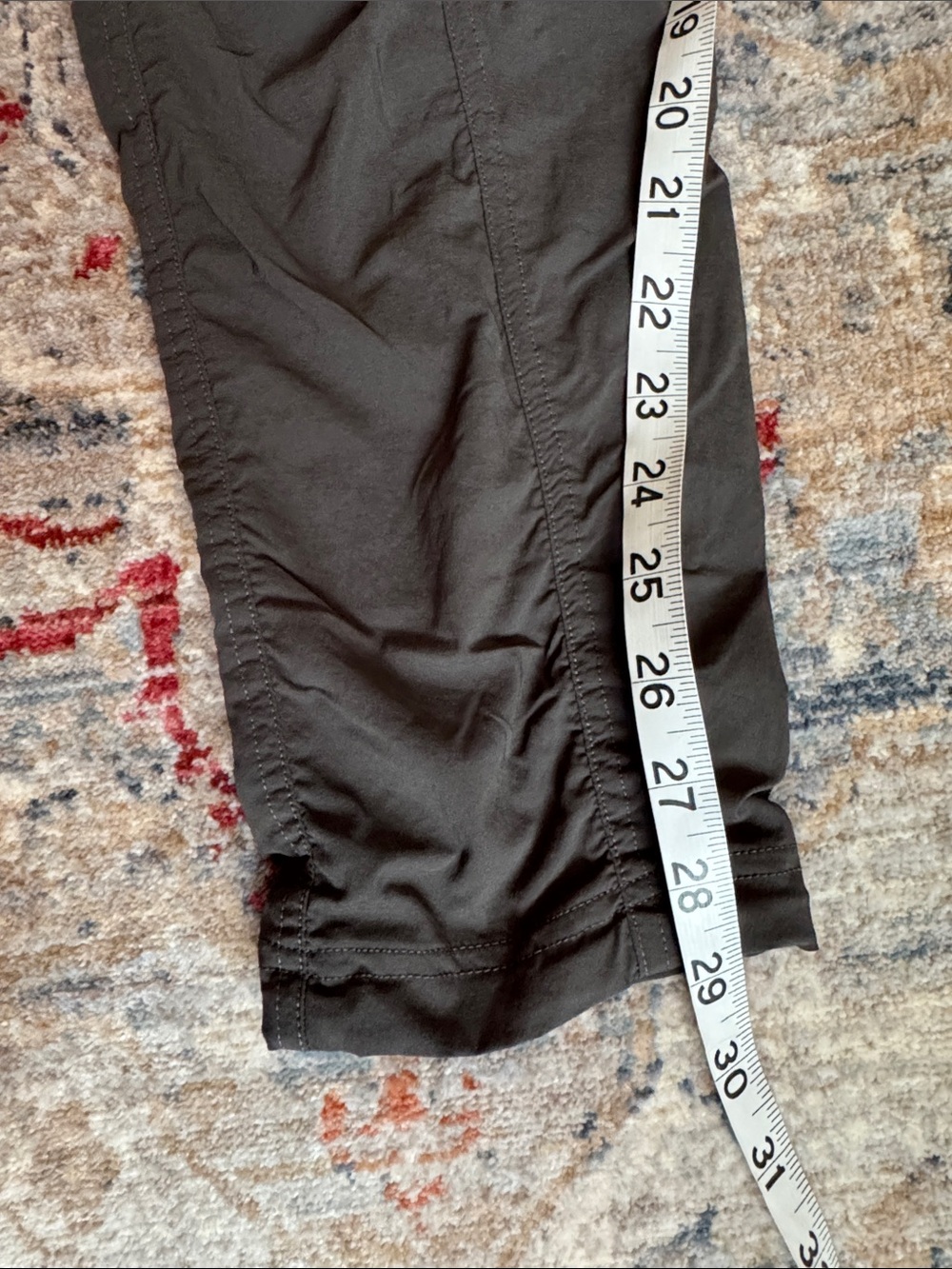 Prana olive women’s hiking pants - Picture 7 of 13